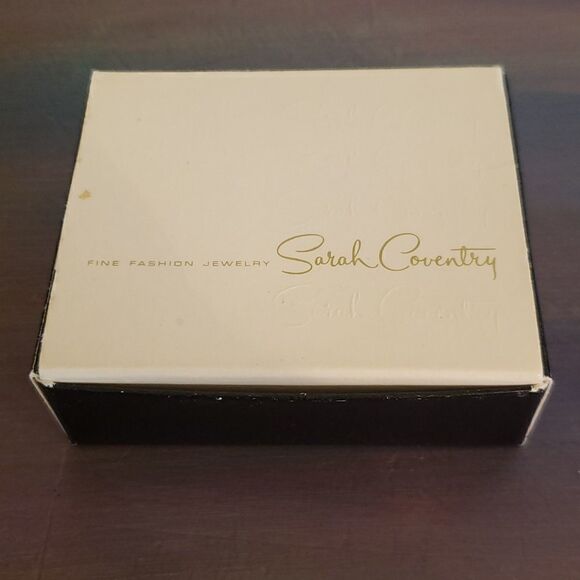 Vintage Signed Sarah Coventry Goldtone Rose Circle Brooch - "Promise" - Picture 8 of 9